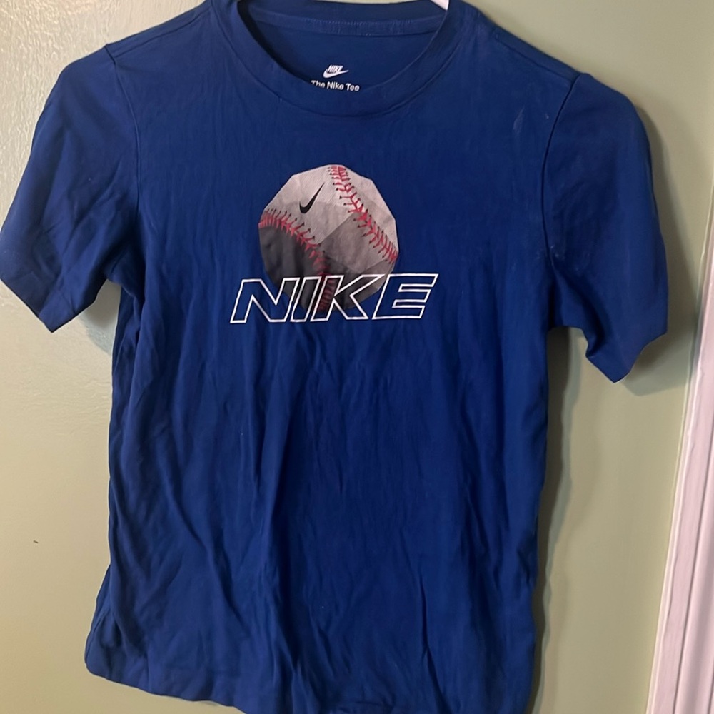 Nike tee color blue boys size M